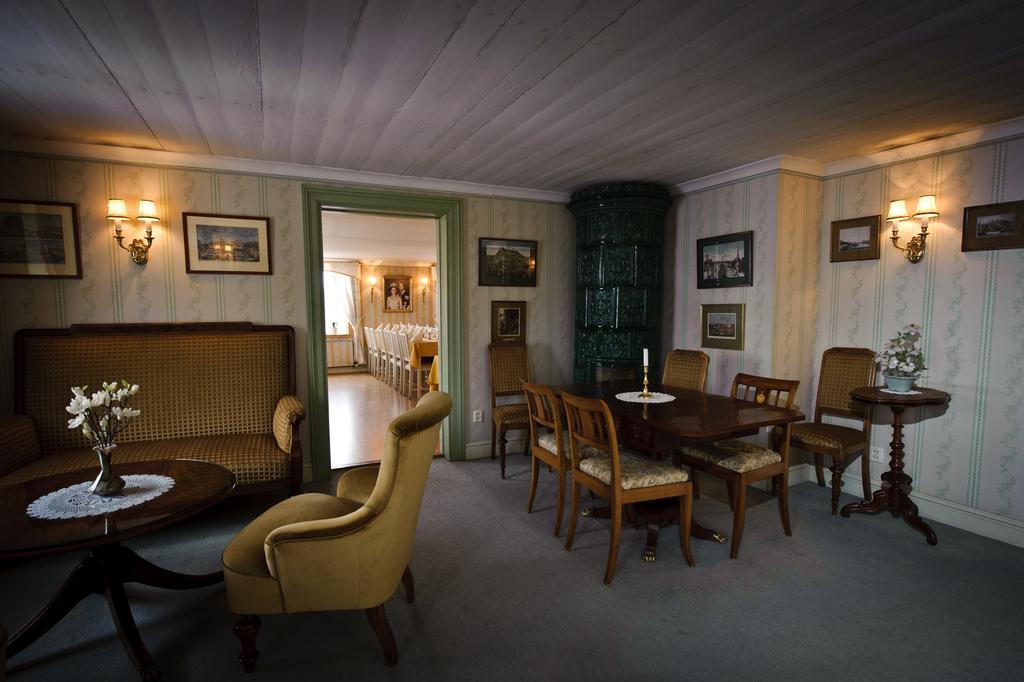 Hotel Tanum Gestgifveri Tanumshede Extérieur photo