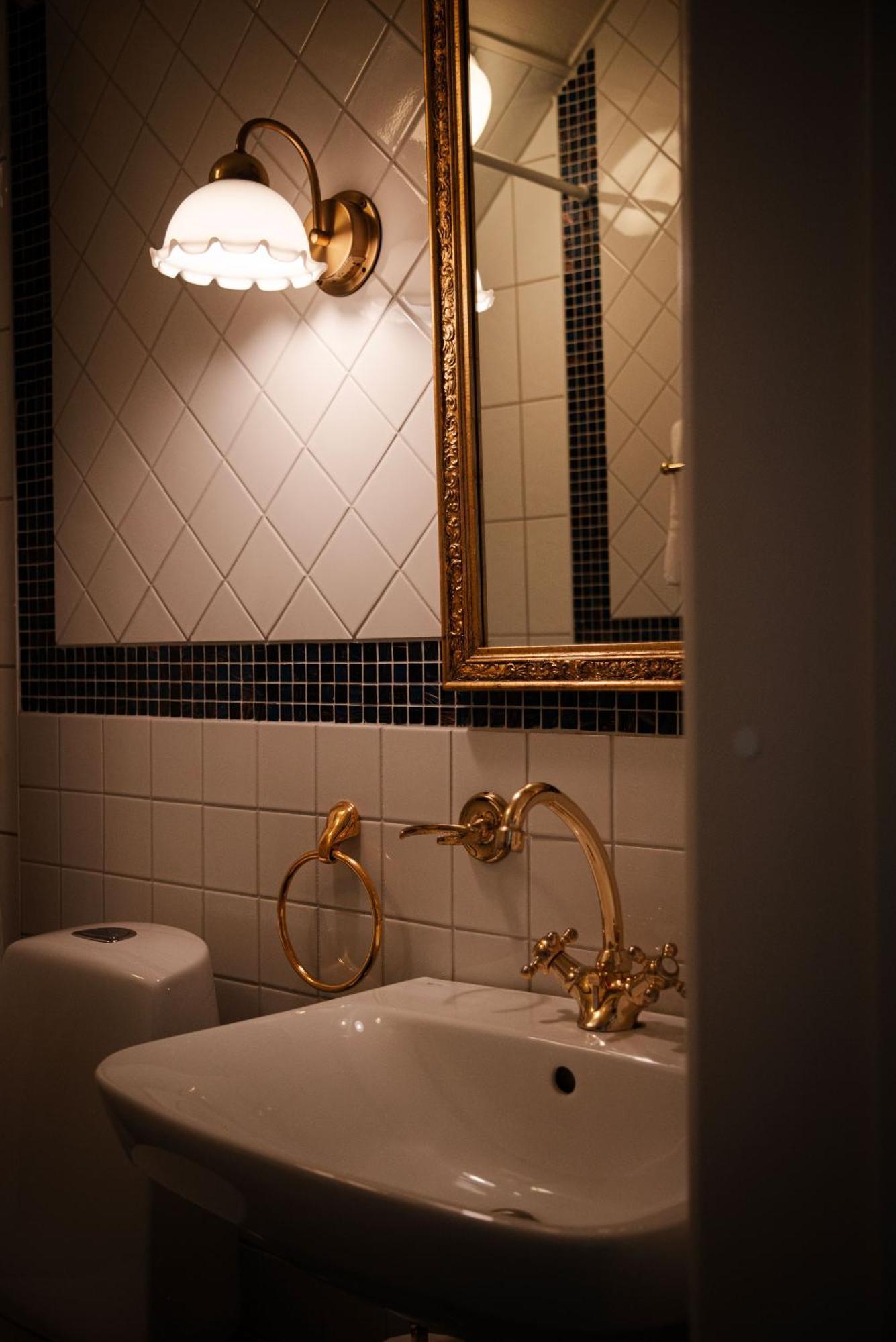 Hotel Tanum Gestgifveri Tanumshede Extérieur photo
