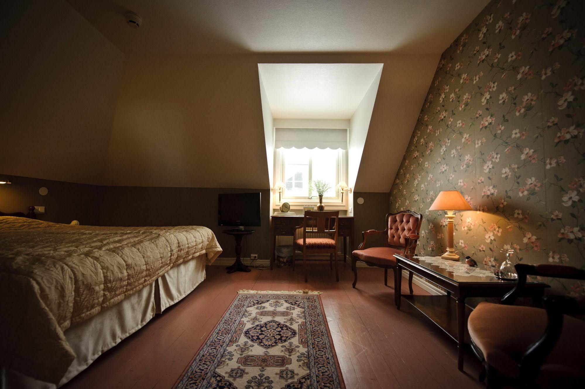 Hotel Tanum Gestgifveri Tanumshede Extérieur photo