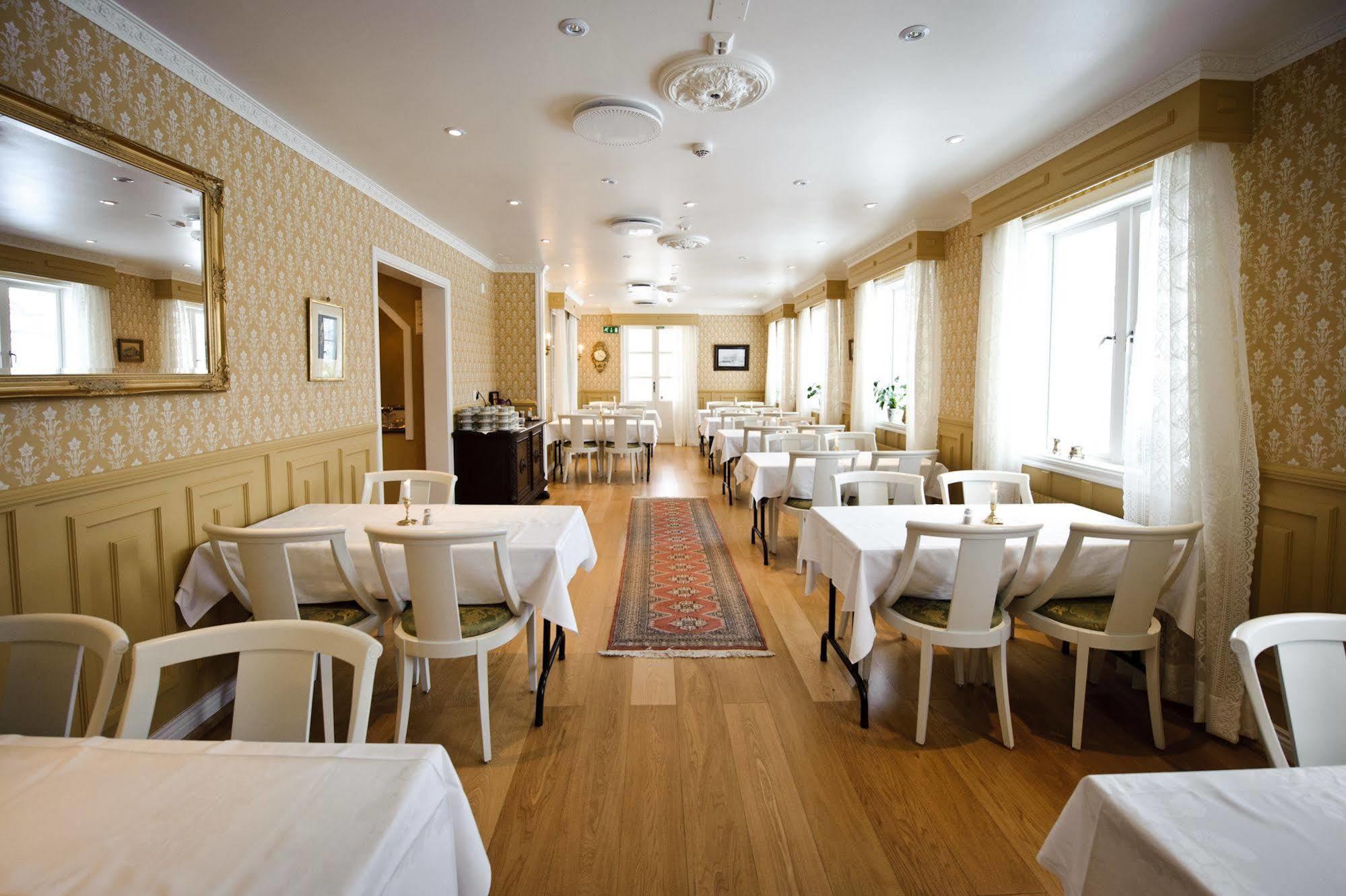 Hotel Tanum Gestgifveri Tanumshede Extérieur photo